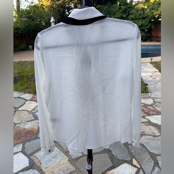 Forever21 white blouse size Medium. Used once. - Picture 2 of 3